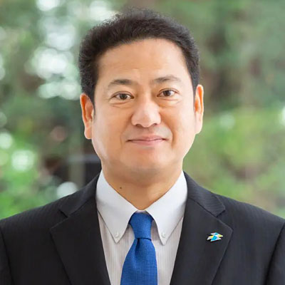 藤田賢一氏